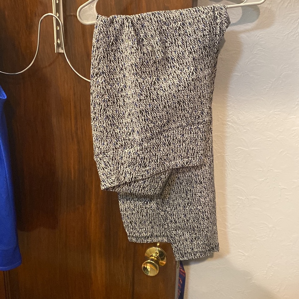 Worthington pull- on skinny pants